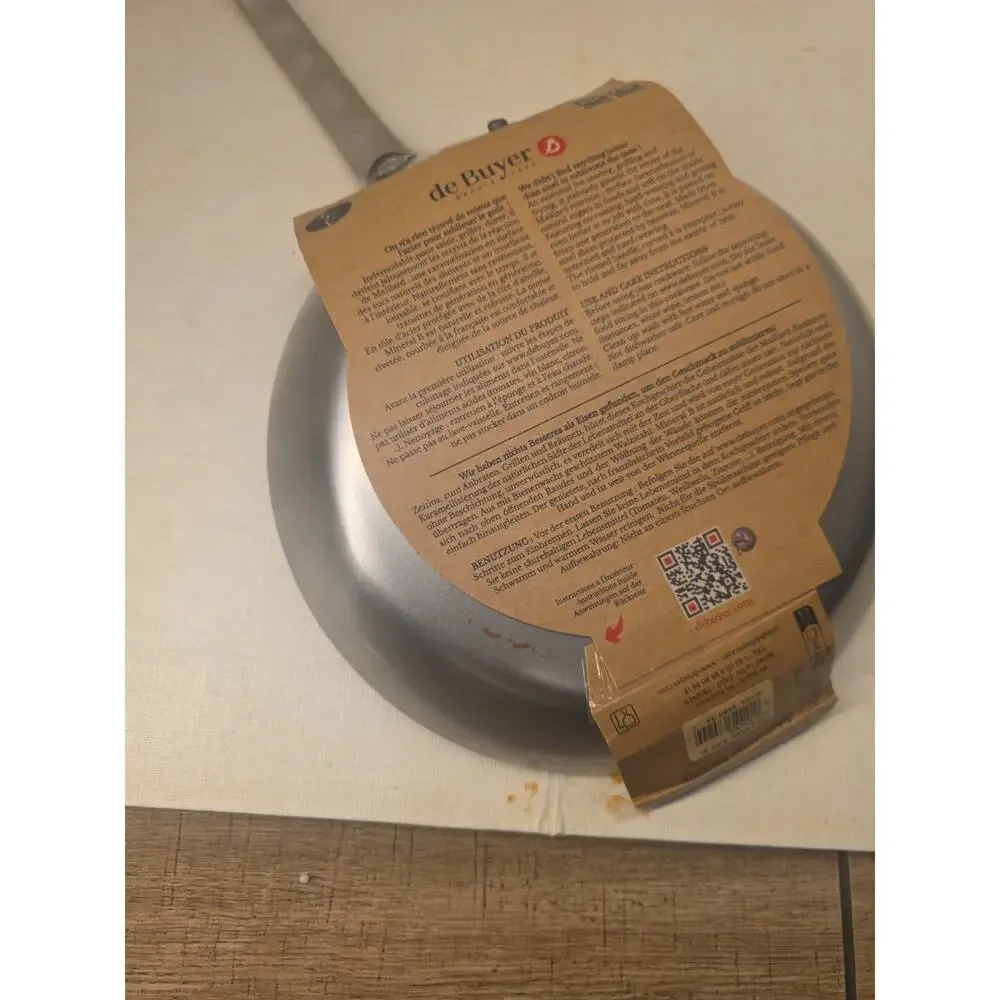 de Buyer MINERAL B Pro Carbon Steel Fry Pan - 9.5” Diameter, Made in France